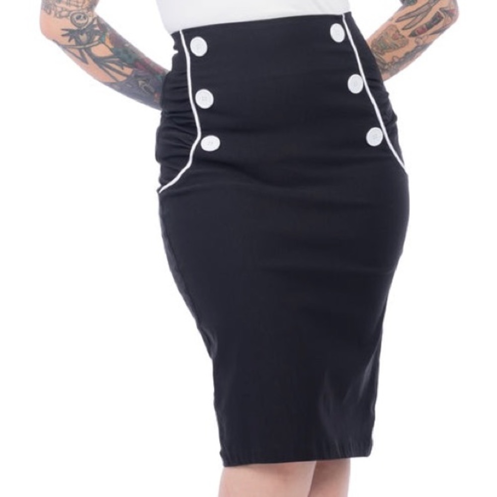 *NEW* Vivian Wiggle Skirt in Black/White